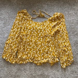 Floral top with tie back, size L